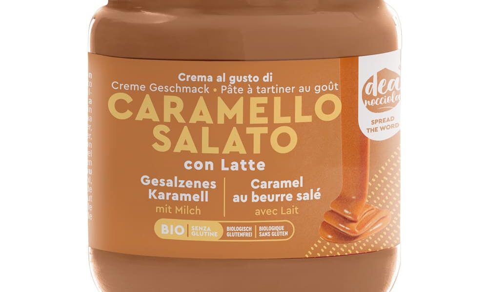 vasetto di crema di caramello salato con latte