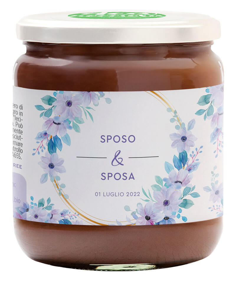 vasetto di crema al latte con etichetta esempio per matrimonio con fiori viola