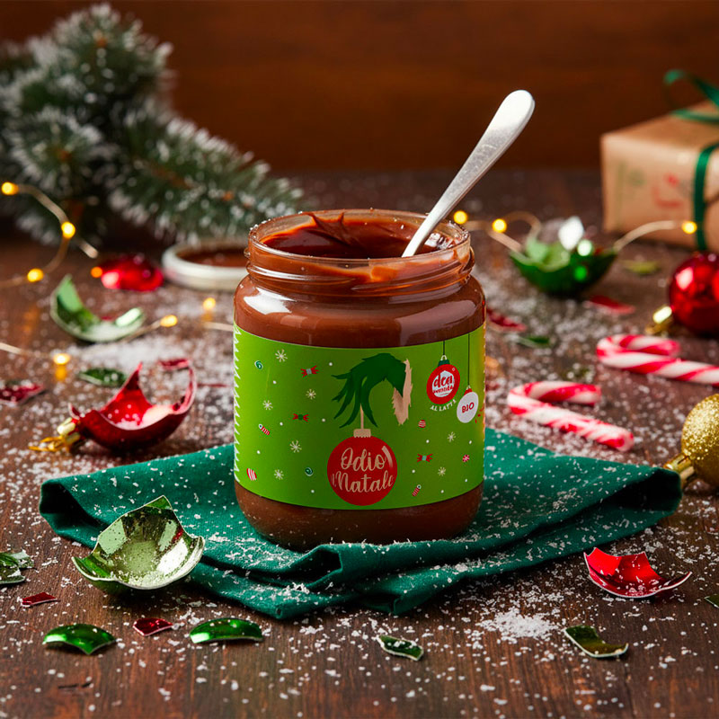 crema spalmabile al latte edizione natalizia