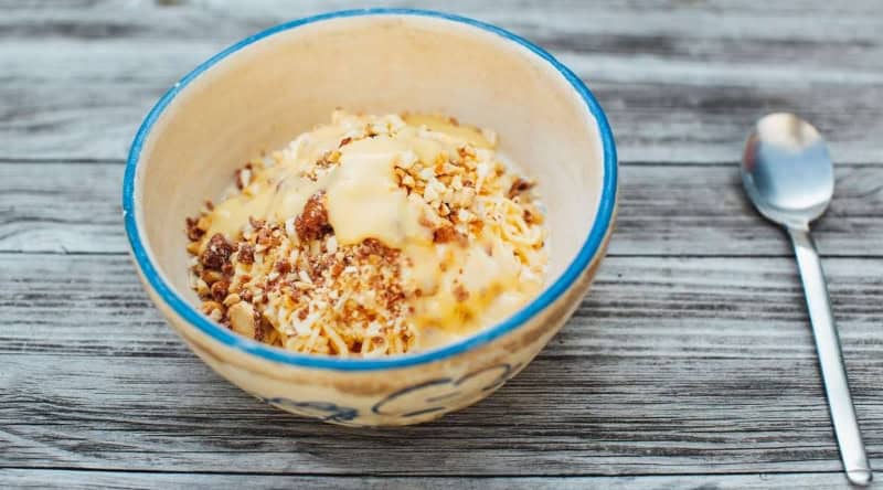 porridge e frutta secca