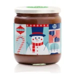 vasetto natalizio di crema classica, con etichetta pupazzo di neve ,patchwork con disegni natalizie sull' azzurro e bianco