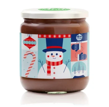 vasetto natalizio di crema classica, con etichetta pupazzo di neve ,patchwork con disegni natalizie sull' azzurro e bianco